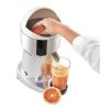 ceado s98 manual citrus juicer in use