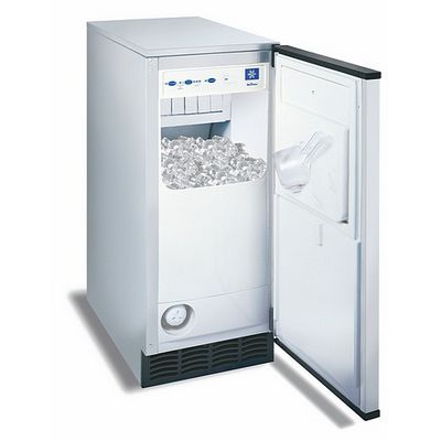 manitowoc sm-50 undercounter cube ice machine door open