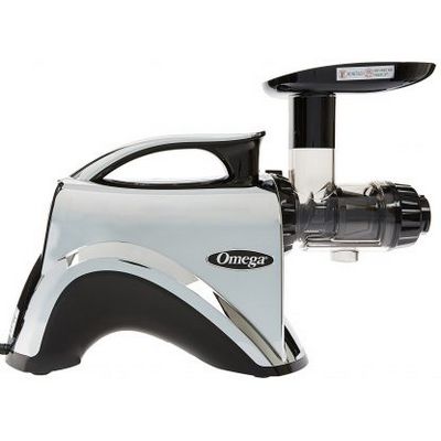 omega nc900hdc horizontal masticating juicer side view
