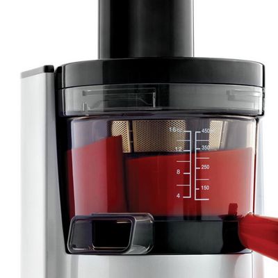 omega vsj843rs vertical masticating juicer measuring