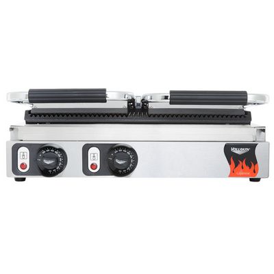 vollrath 40795 commercial grooved sandwich grill front view